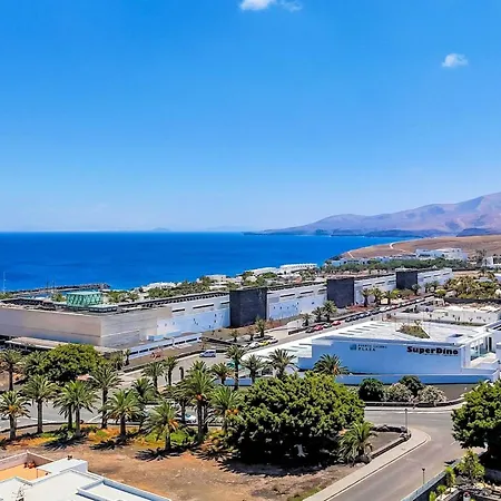 Marina Short Walk To Centre Private Heated Pool *