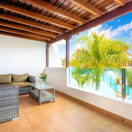 Villa Marina Short Walk To Centre Private Heated Pool