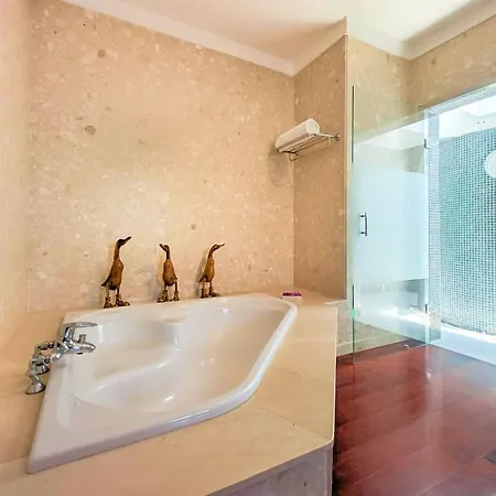 Villa Marina Short Walk To Centre Private Heated Pool