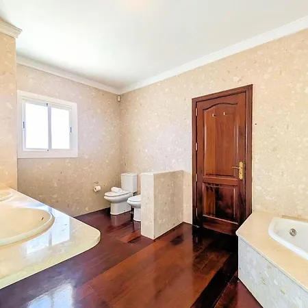 Villa Marina Short Walk To Centre Private Heated Pool *